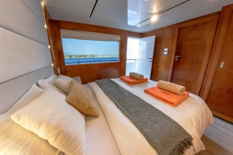 Dive deck double cabin on Eriny, Red Sea.