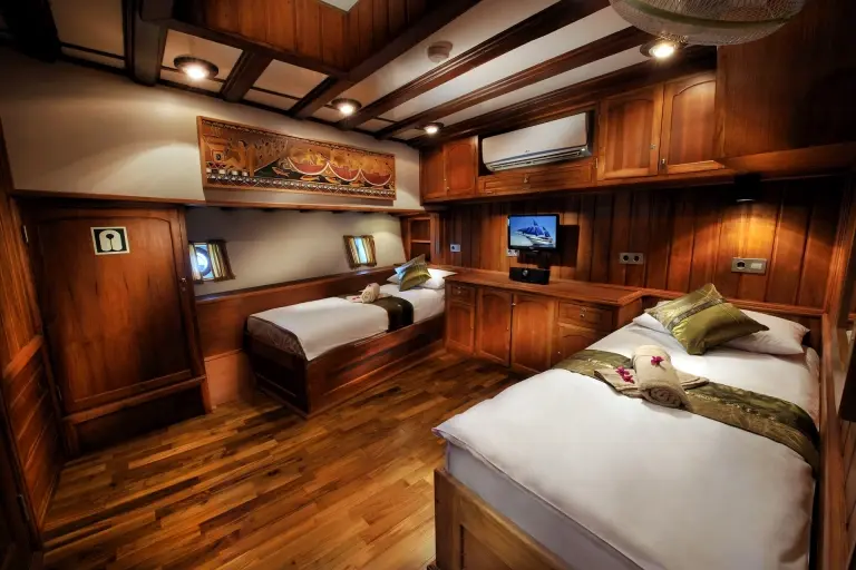 View of a twin cabin on S/Y Palau Siren.