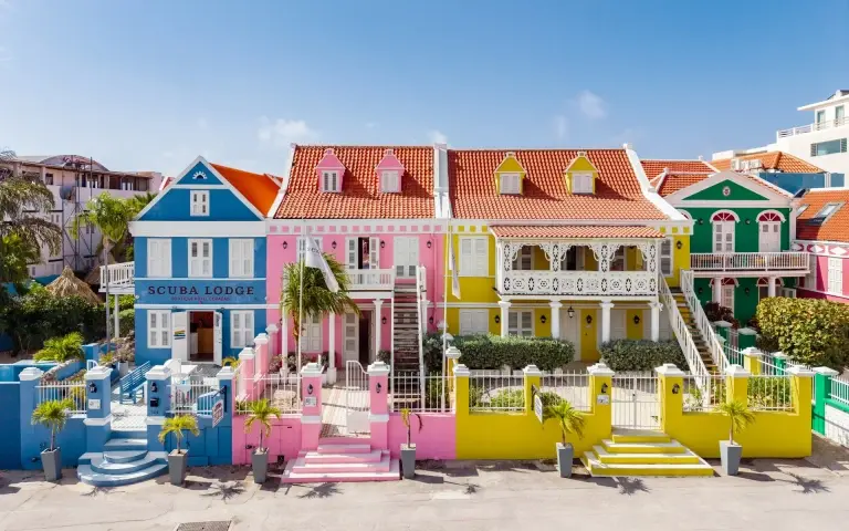 External view of Scuba Lodge Boutique Hotel, Curacao.